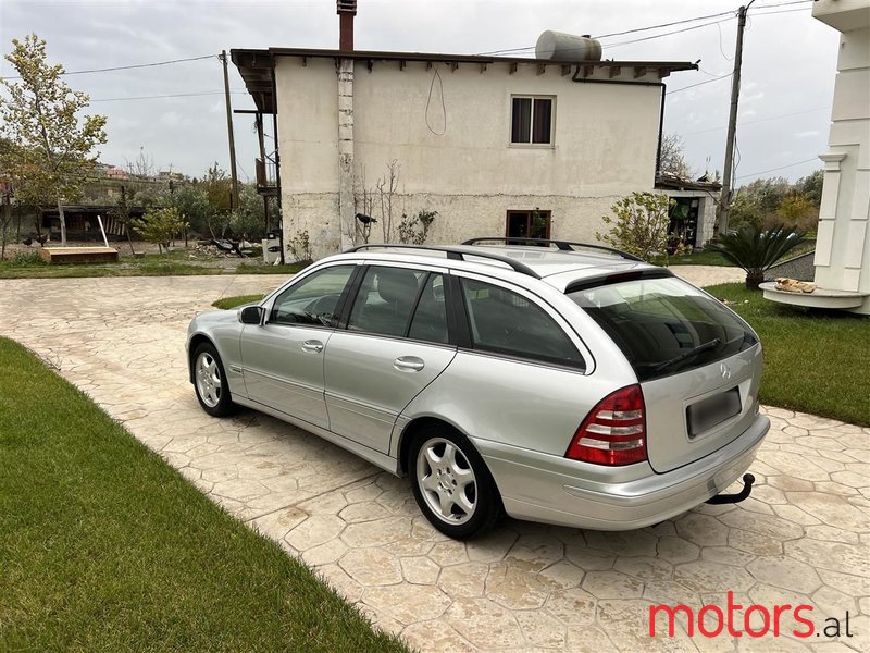 2006' Mercedes-Benz C 220 photo #3