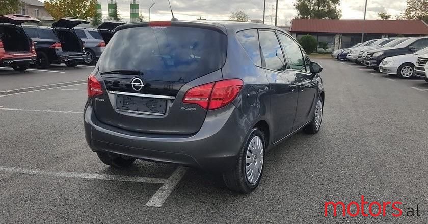 2011' Opel Meriva photo #4