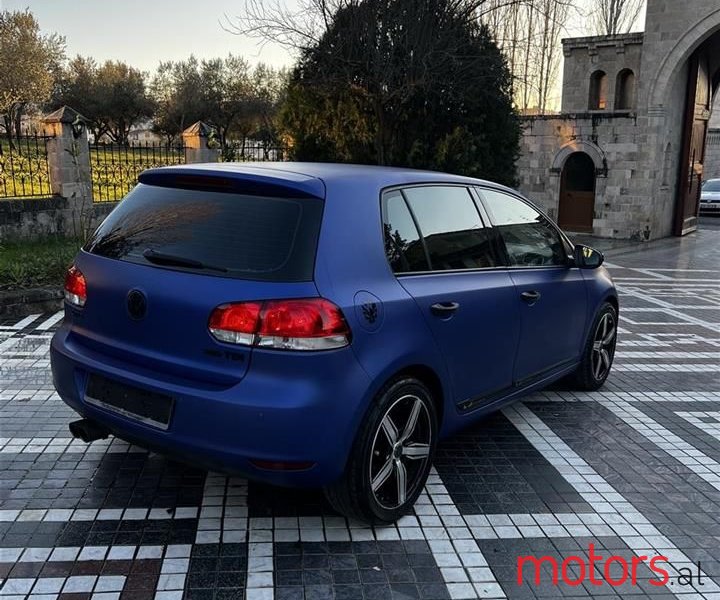 2010' Volkswagen Golf photo #4