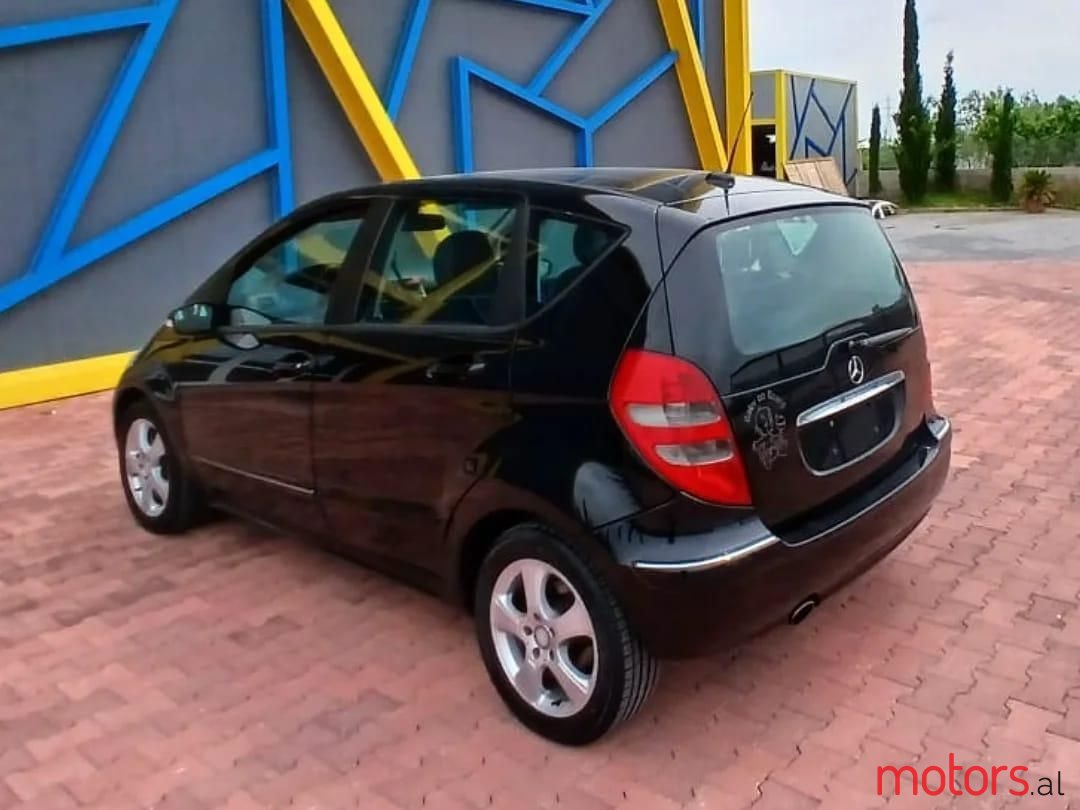 2008' Mercedes-Benz A 170 photo #3