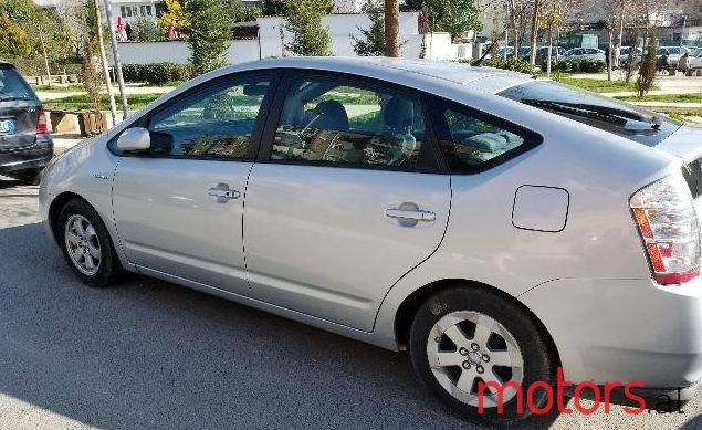 2007' Toyota Prius photo #1