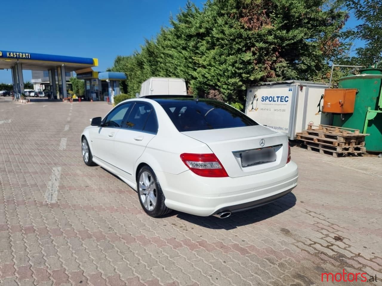 2008' Mercedes-Benz 220 photo #2