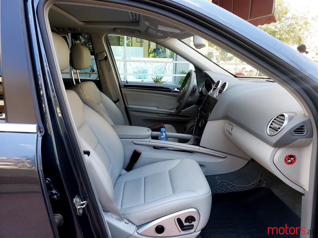 2011' Mercedes-Benz ML 350 photo #5