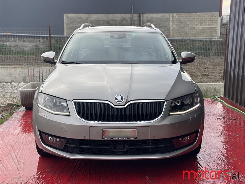 2016' Skoda Octavia photo #2
