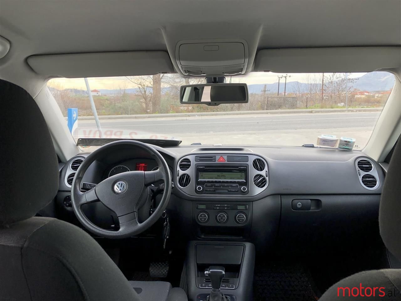 2009' Volkswagen Tiguan photo #6