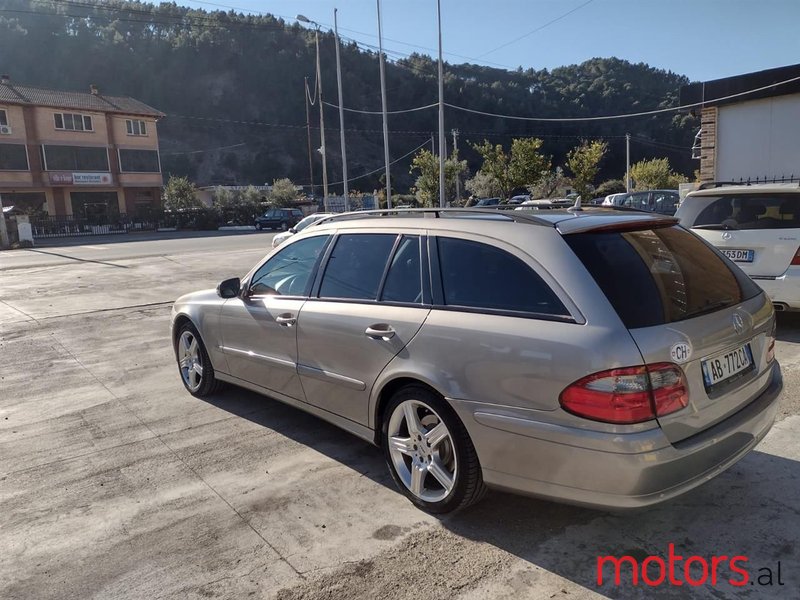 2007' Mercedes-Benz E 280 photo #3