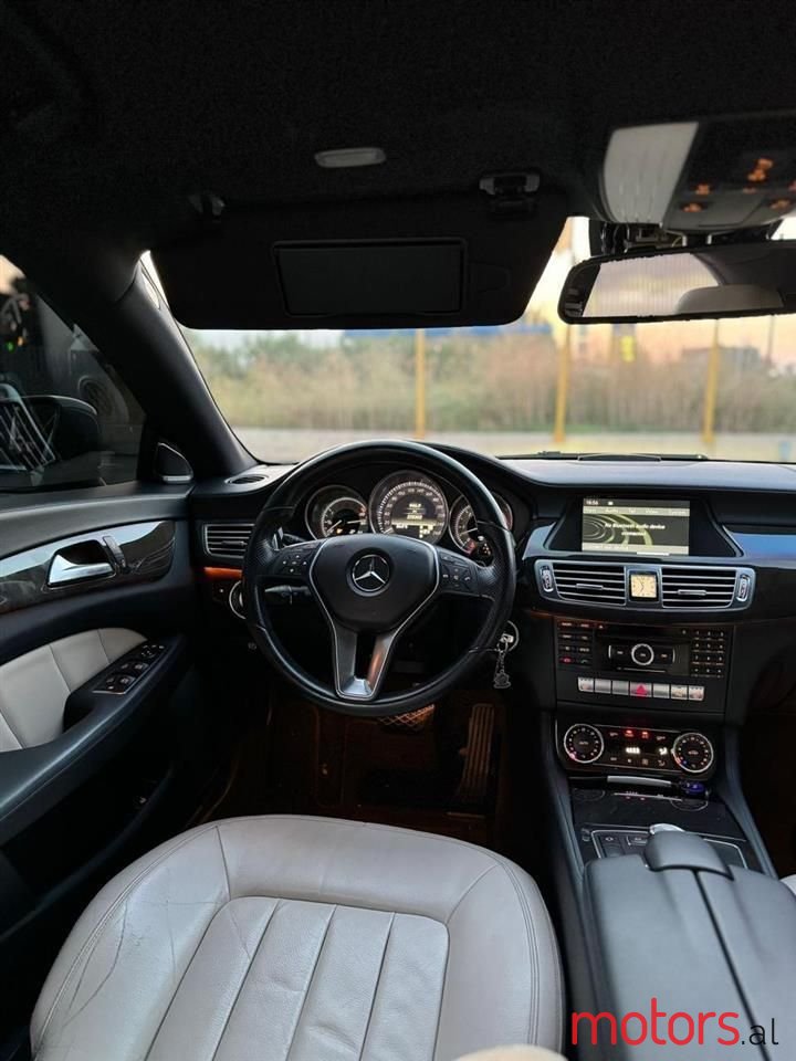 2012' Mercedes-Benz CLS 350 photo #4