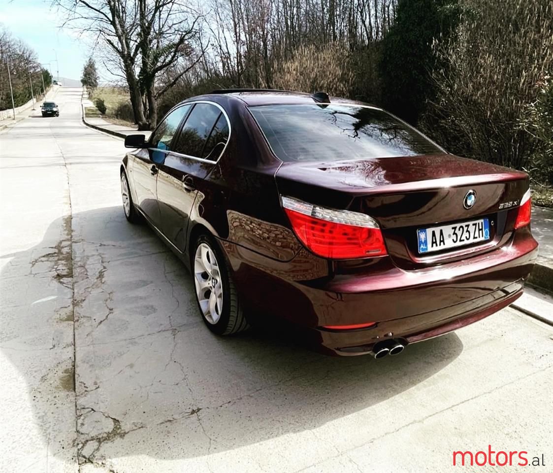 2008' BMW 528 photo #2