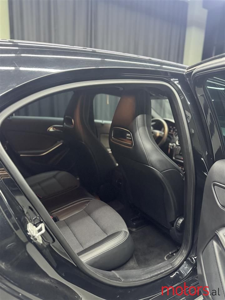 2013' Mercedes-Benz A 200 photo #4