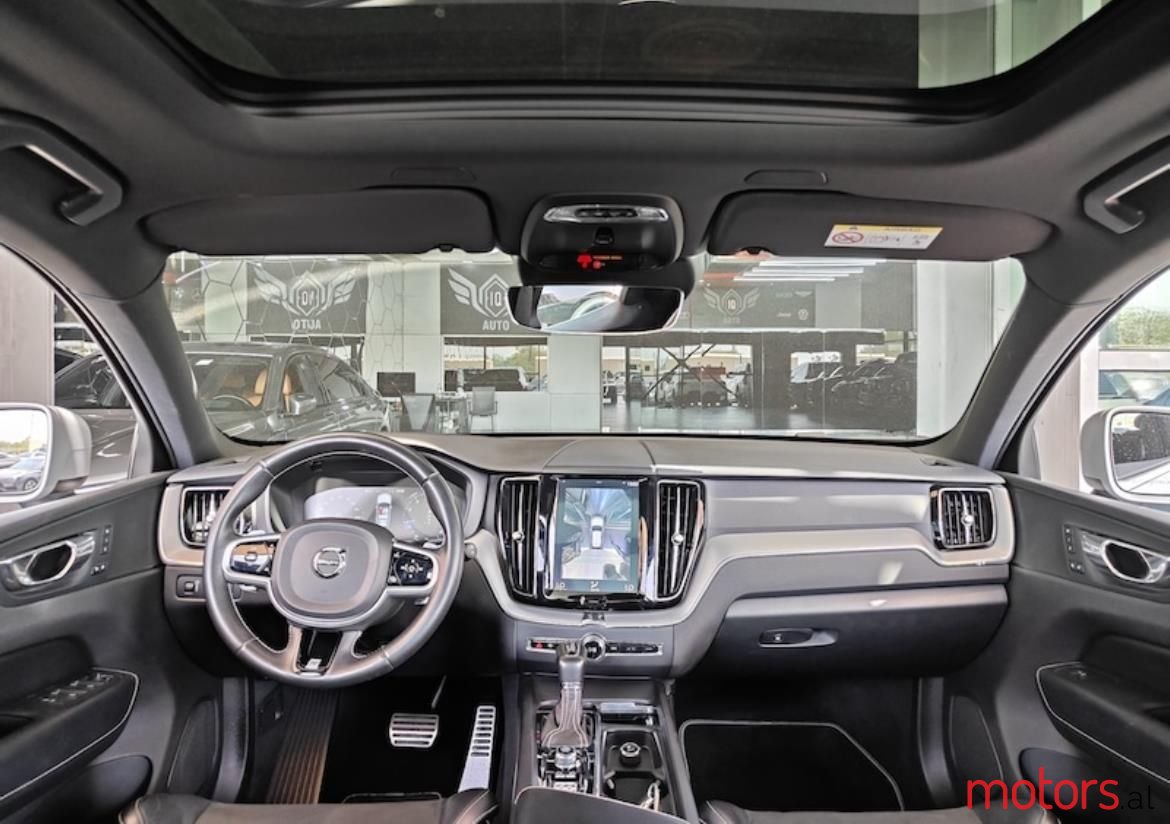 2019' Volvo Xc 60 photo #3