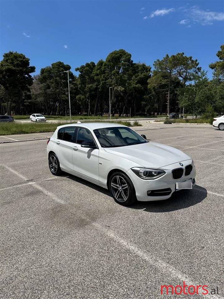 2013' BMW 118 photo #6