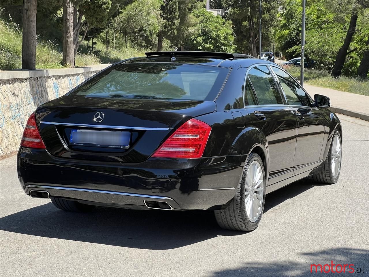 2010' Mercedes-Benz S 350 photo #3