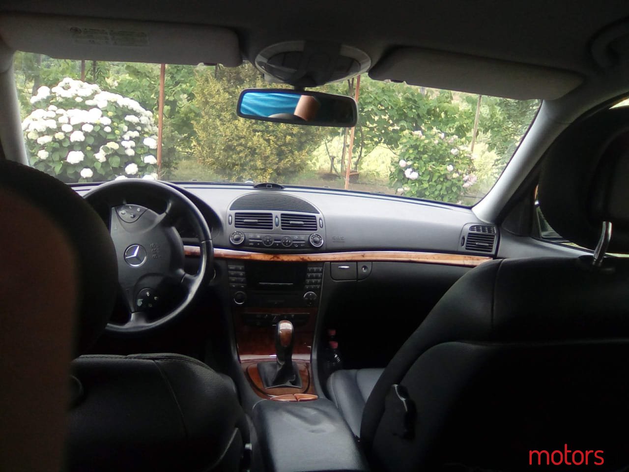 2005' Mercedes-Benz 220E photo #4