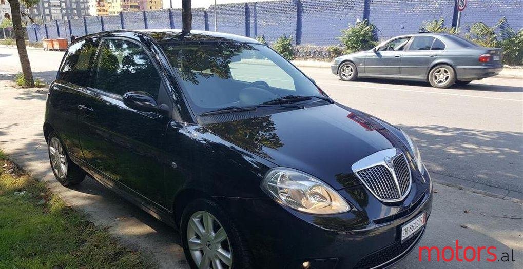 2009' Lancia Ypsilon photo #4