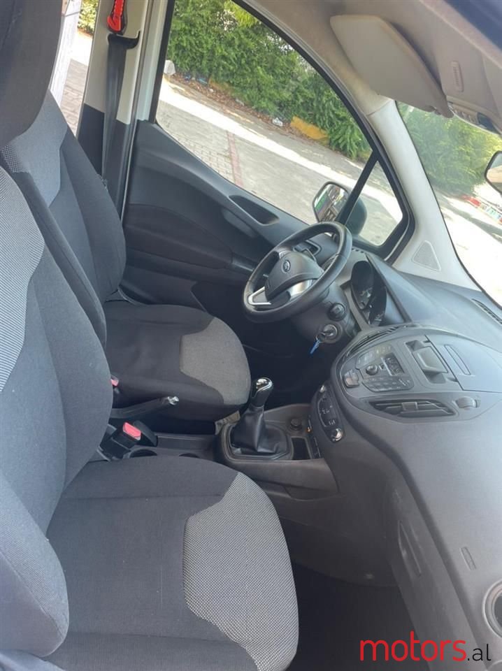 2016' Ford Tourneo photo #4