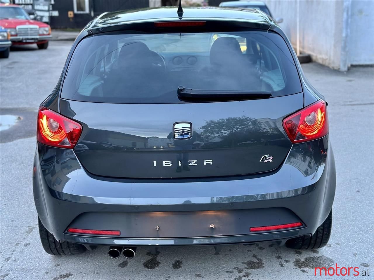 2012' SEAT Ibiza photo #5