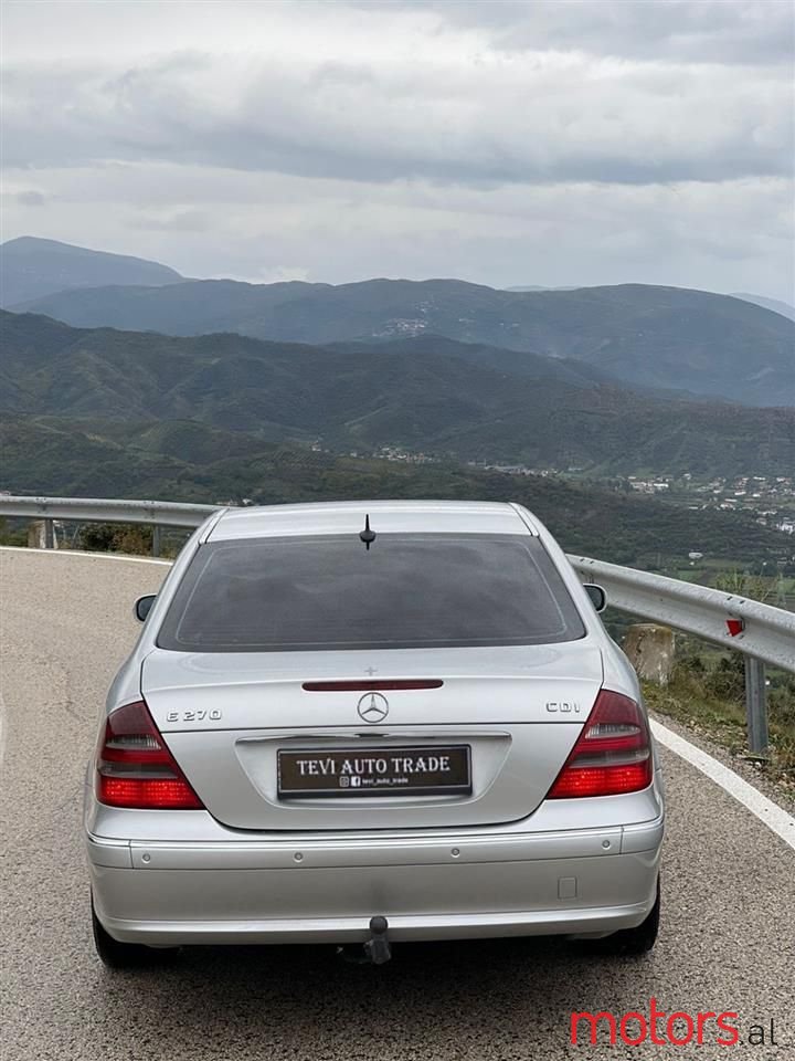 2005' Mercedes-Benz E 270 photo #4