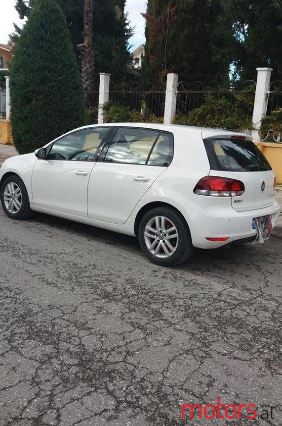 2012' Volkswagen Golf photo #1