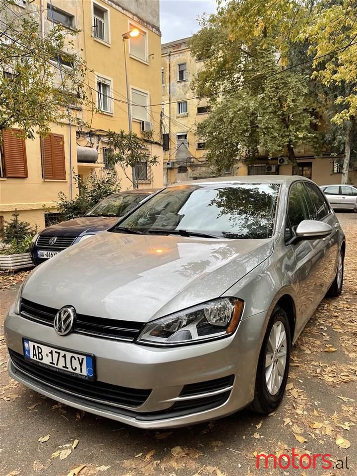 2016' Volkswagen Golf photo #1