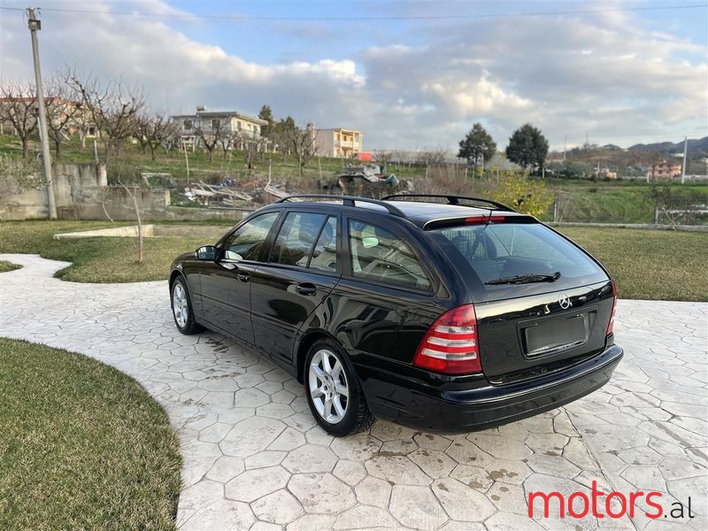 2006' Mercedes-Benz C 220 photo #3