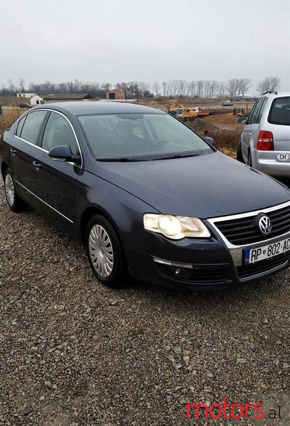 2007' Volkswagen Passat photo #1