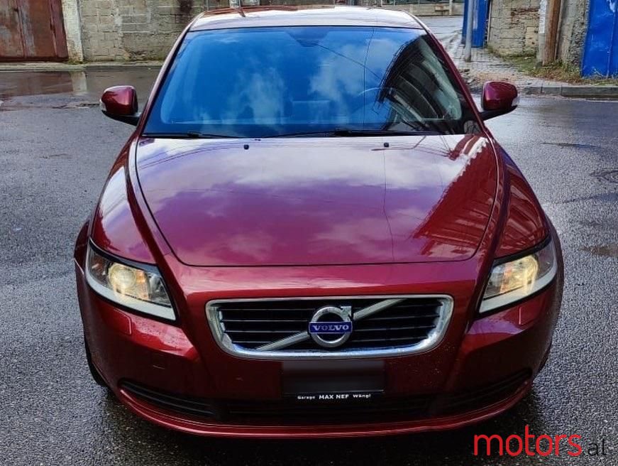 2012' Volvo S40 photo #3