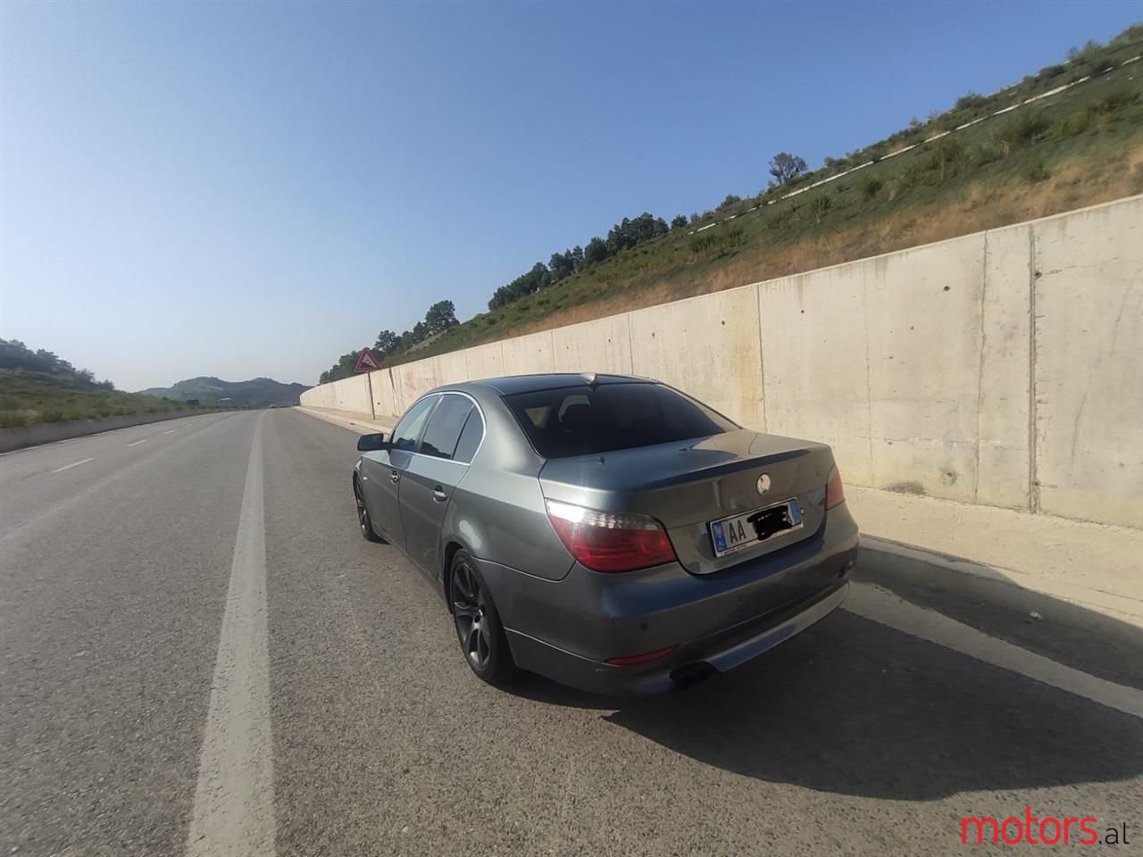 2005' BMW 535 photo #3