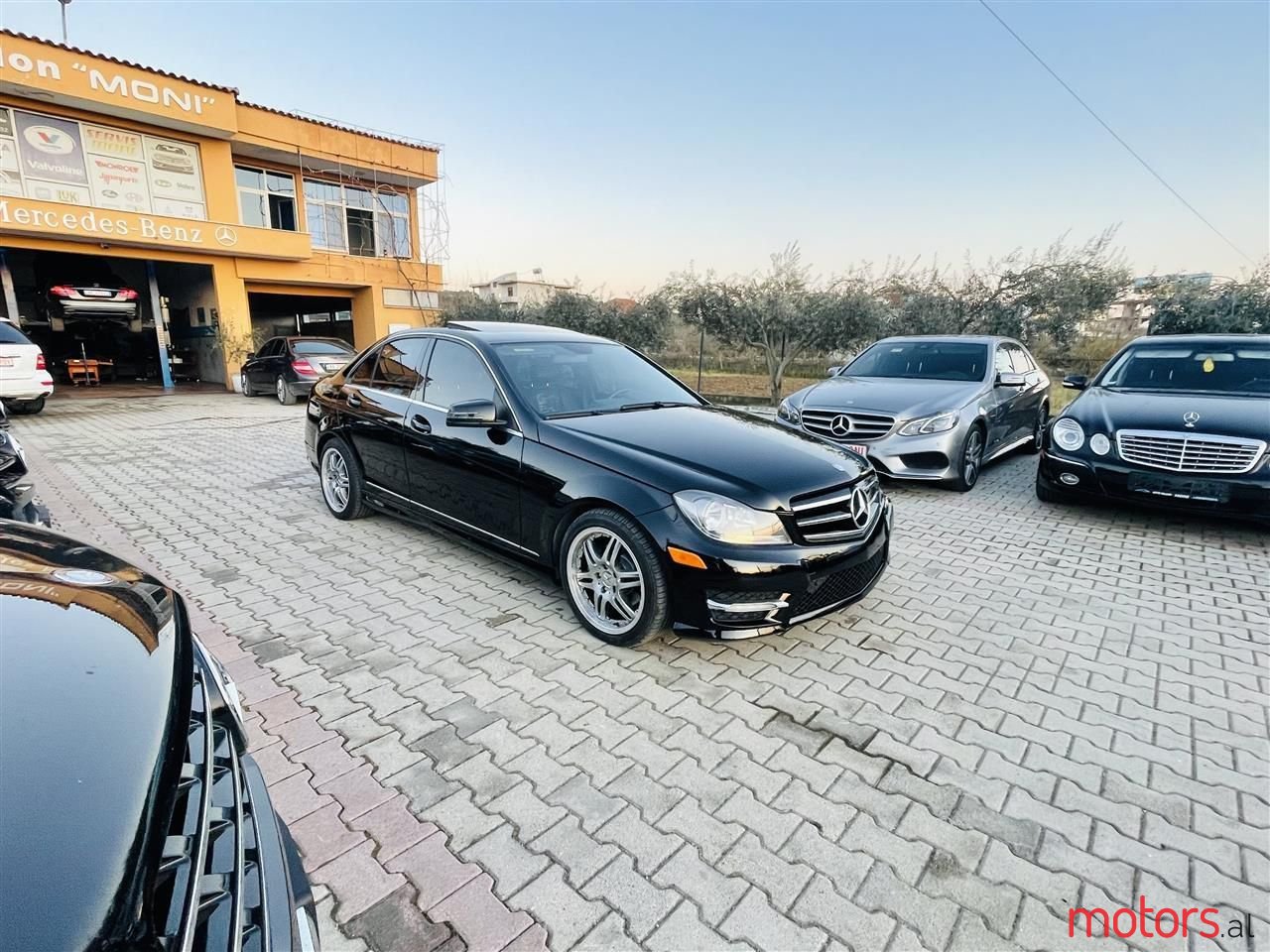2012' Mercedes-Benz C 250 photo #4