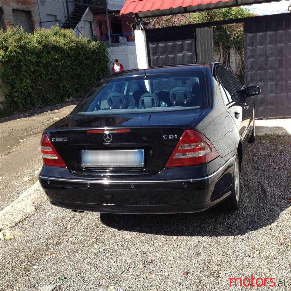 2003' Mercedes-Benz 220 photo #2