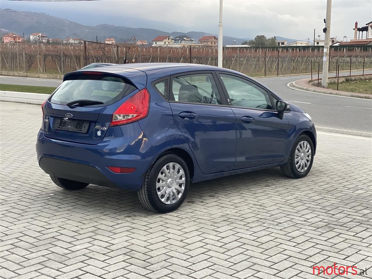 2009' Ford Fiesta photo #4