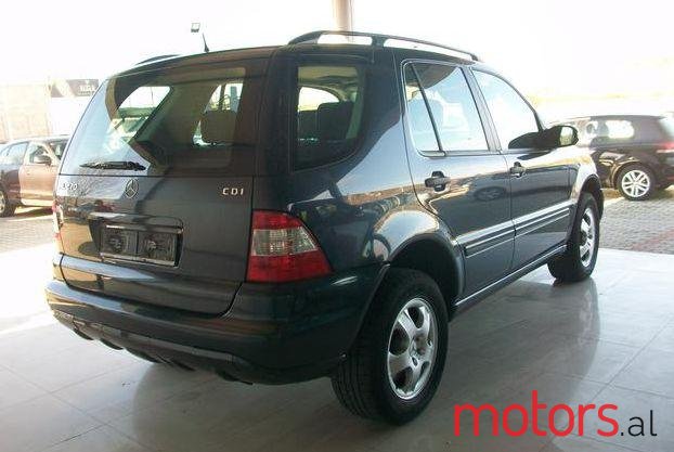 2002' Mercedes-Benz ML-Class photo #2