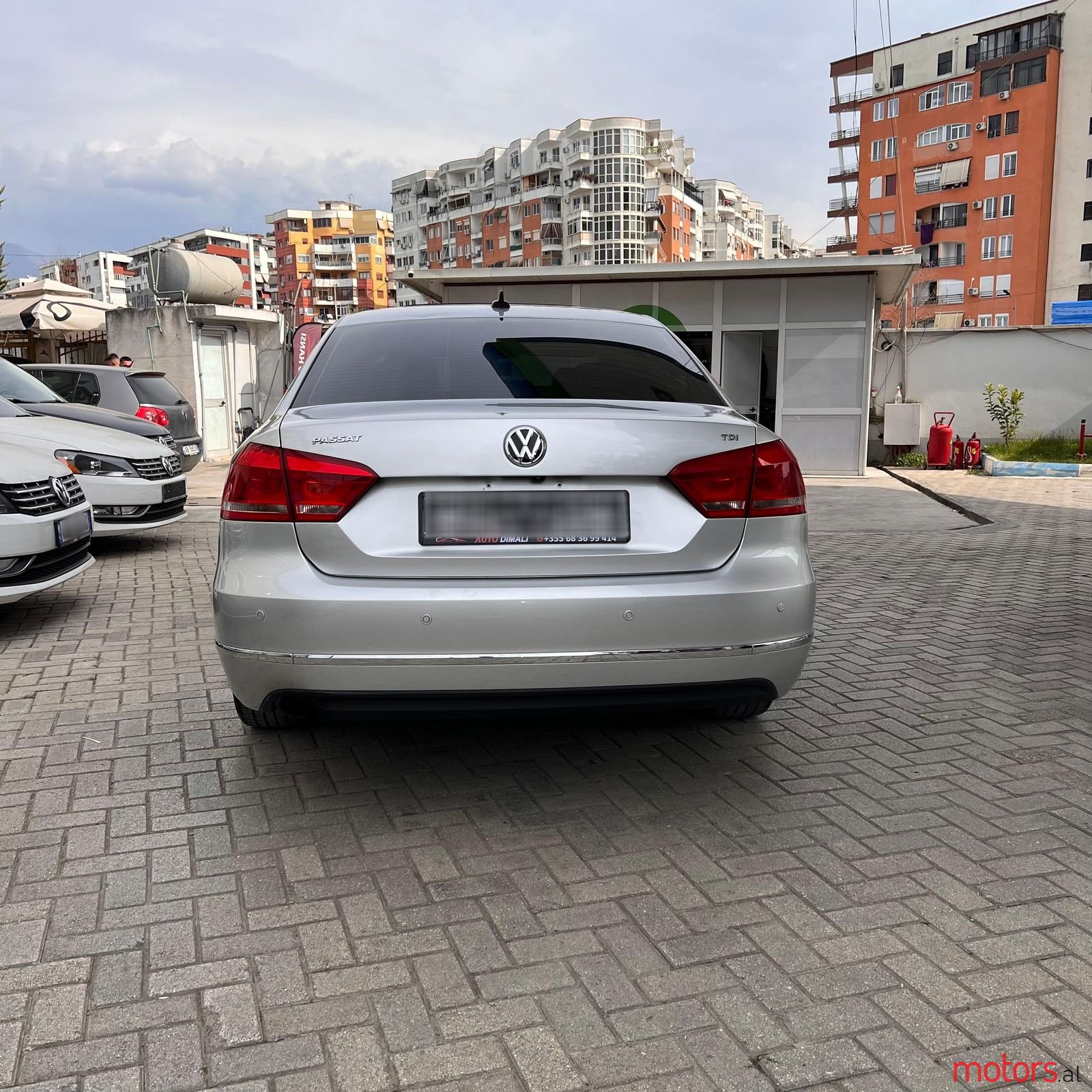 2015' Volkswagen Passat photo #2