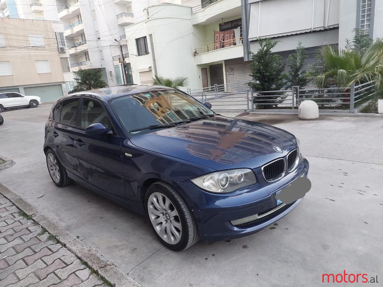 2008' BMW 120 photo #3