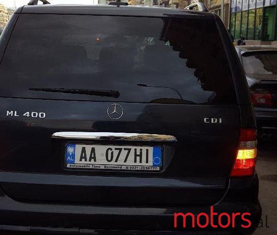 2002' Mercedes-Benz ML-Class photo #1