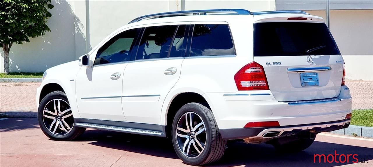 2011' Mercedes-Benz GL 350 photo #4