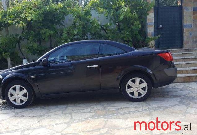 2004' Renault Megane photo #1