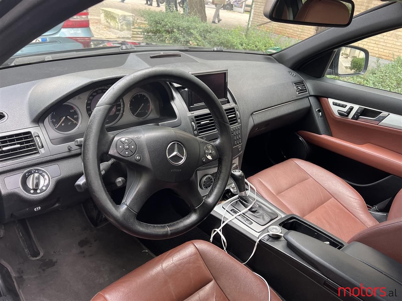 2007' Mercedes-Benz 220 photo #2