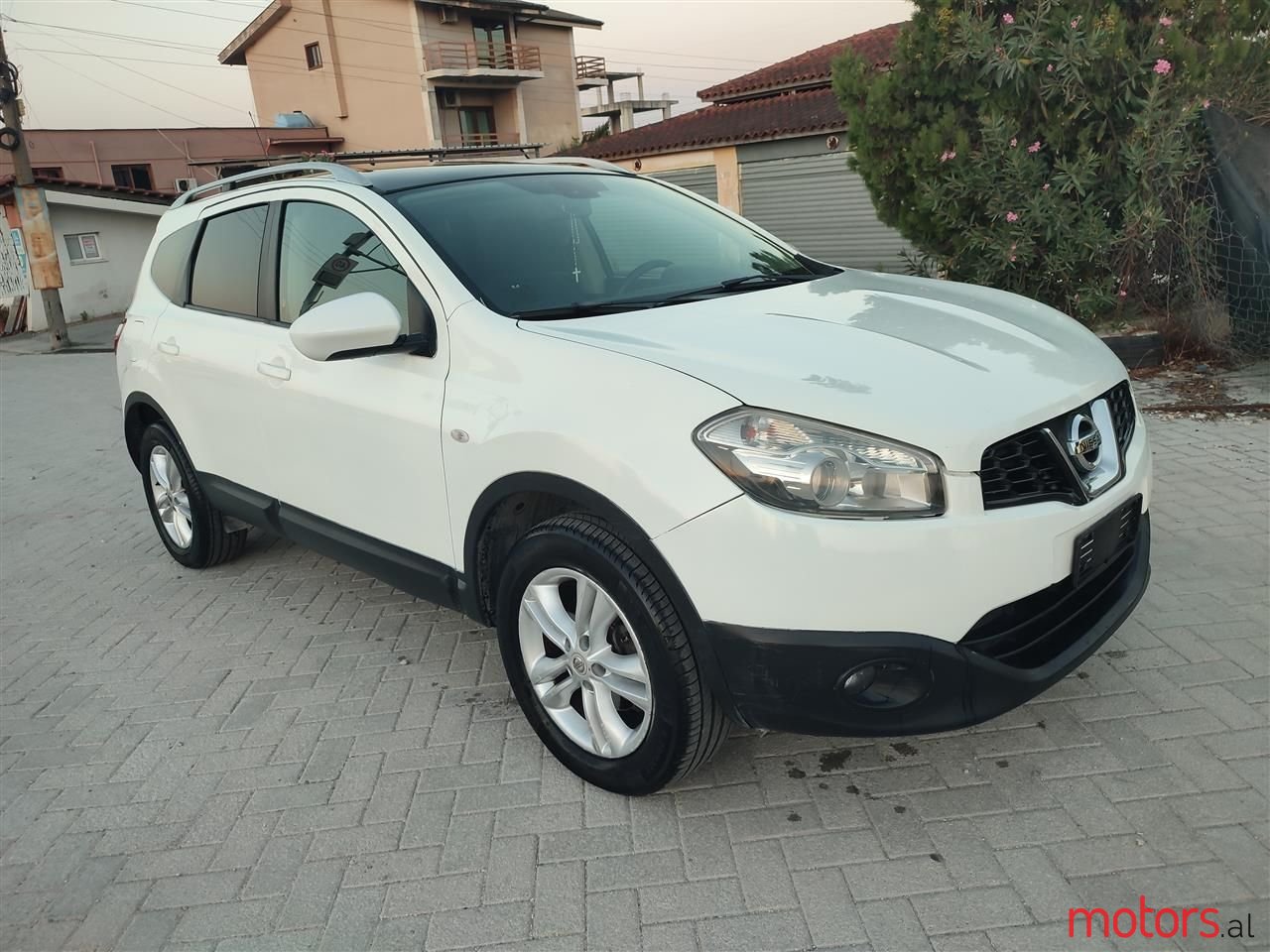 2011' Nissan Qashqai photo #3