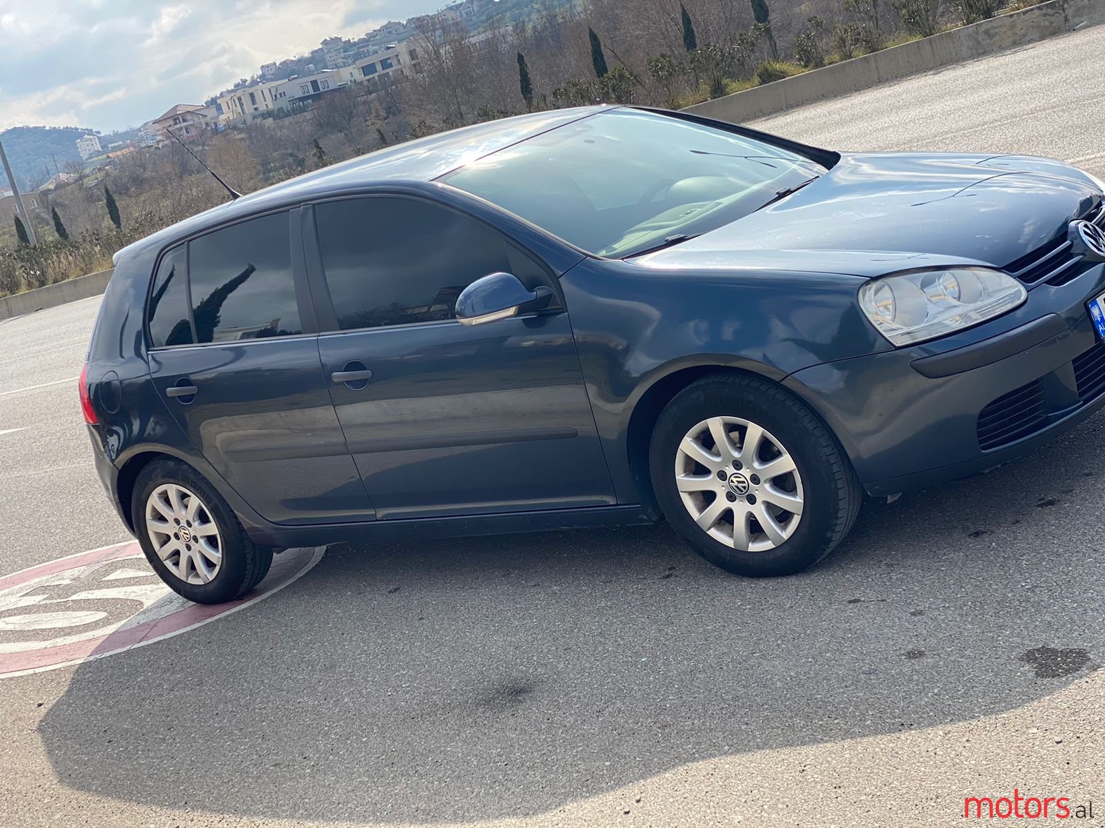 2008' Volkswagen Golf V photo #3