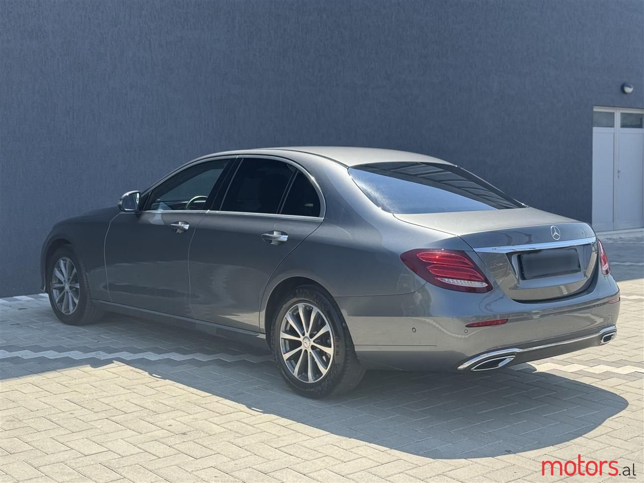 2017' Mercedes-Benz E 220 photo #6