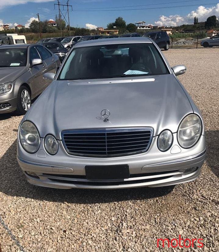 2005' Mercedes-Benz E 280 photo #2
