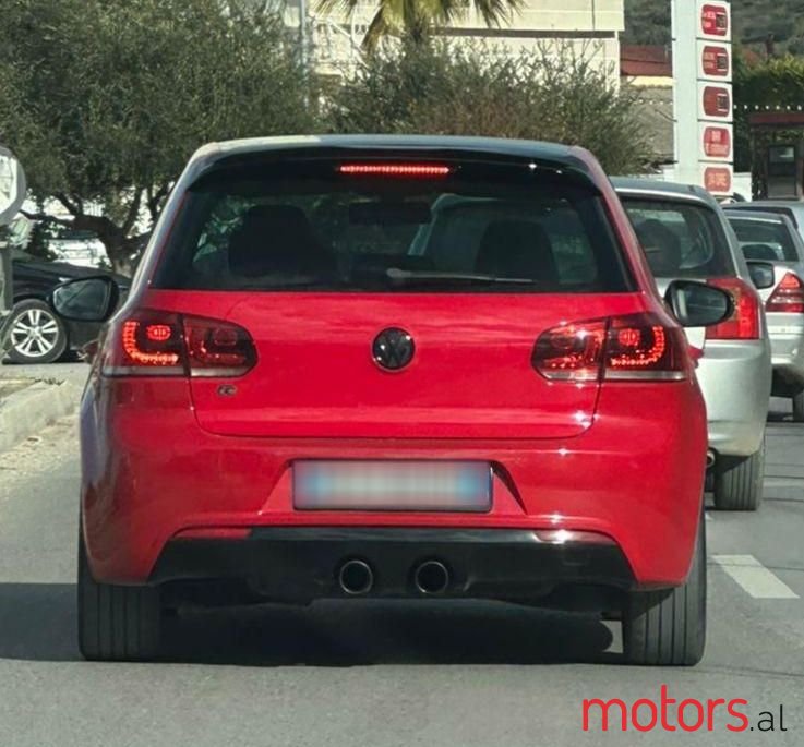 2012' Volkswagen Golf photo #5