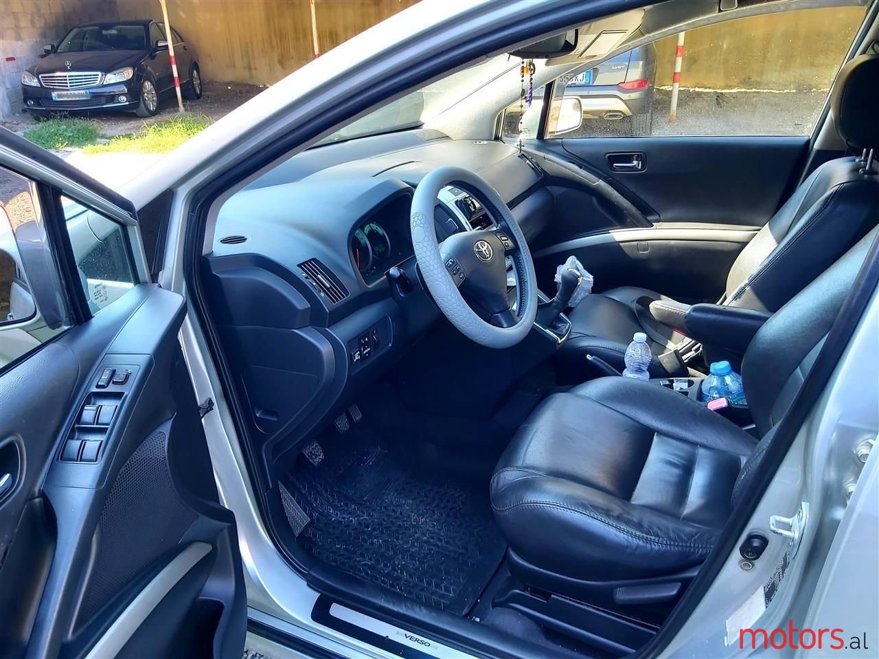 2007' Toyota Corolla Verso photo #6