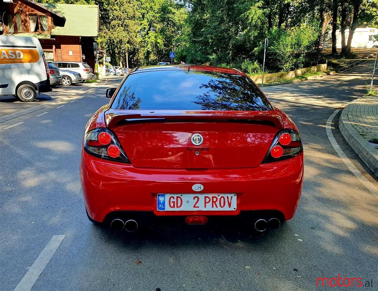 2010' Hyundai Coupe photo #2