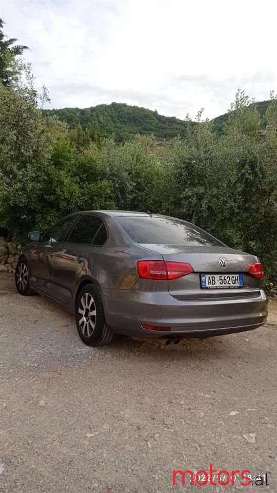 2015' Volkswagen Jetta photo #5