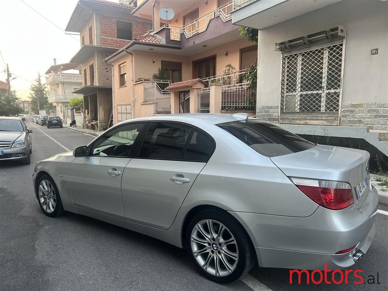 2006' BMW 525 photo #2