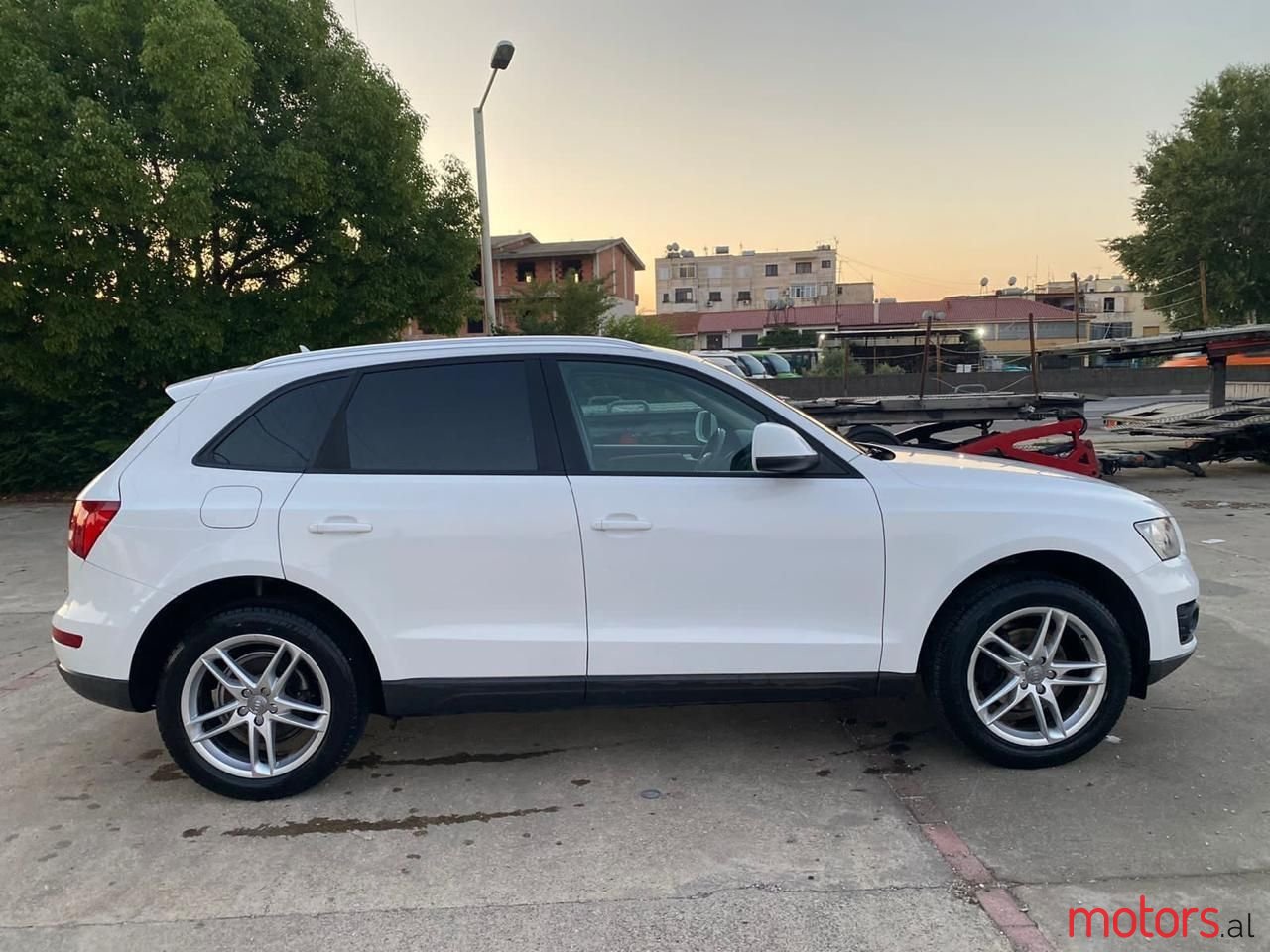 2010' Audi Q5 photo #2