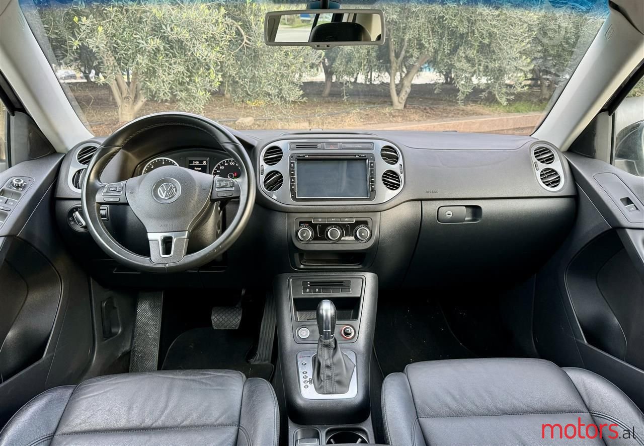 2014' Volkswagen Tiguan photo #4