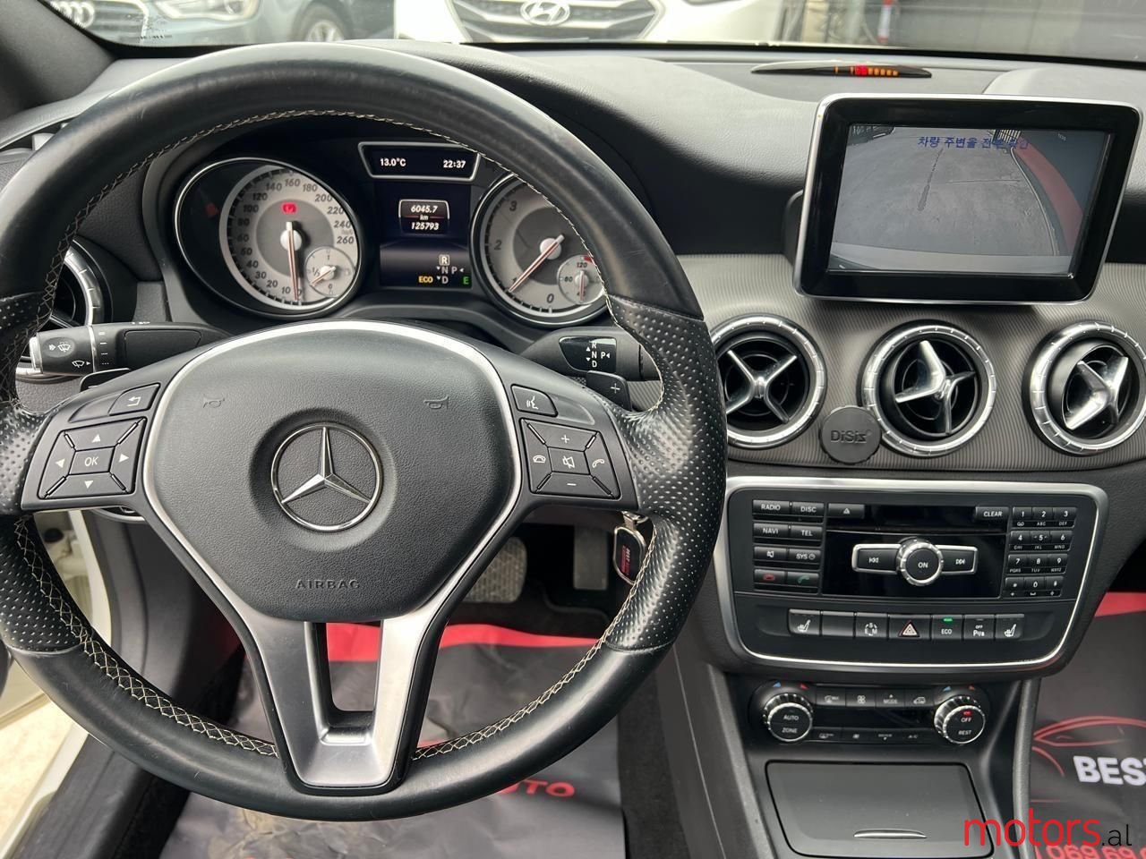 2014' Mercedes-Benz CLA 200 photo #4
