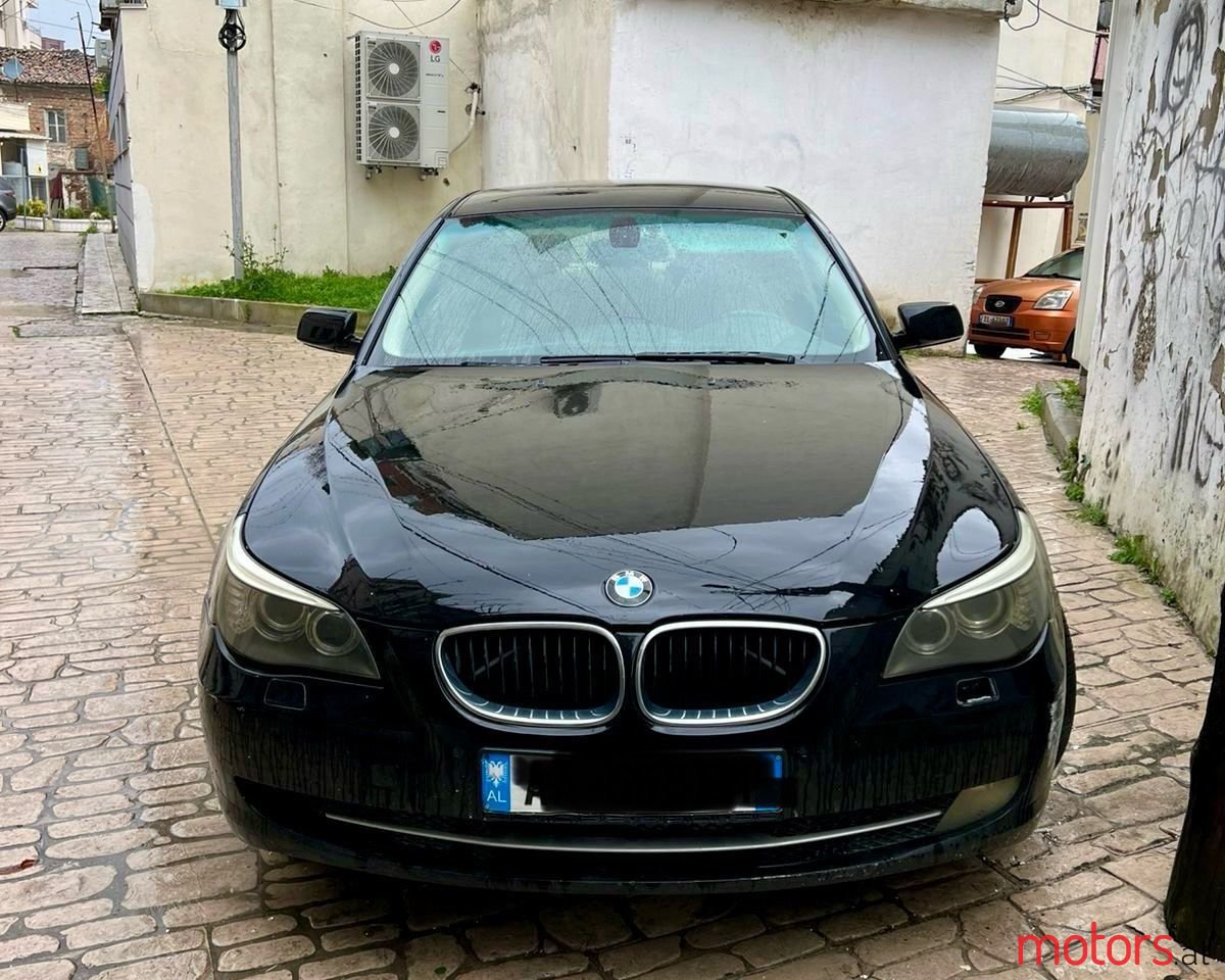 2009' BMW 520 photo #3